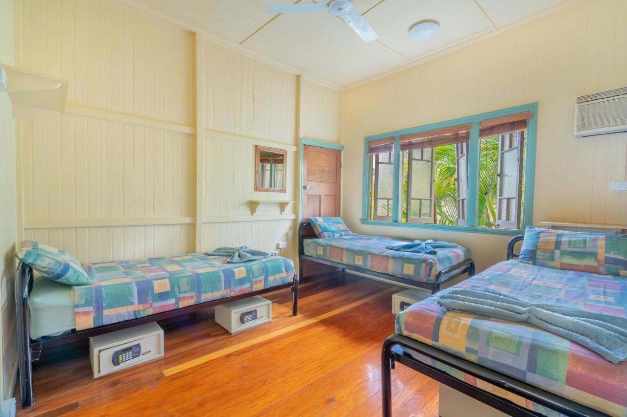 Bed in 3-Bed Mixed Dormitory Room